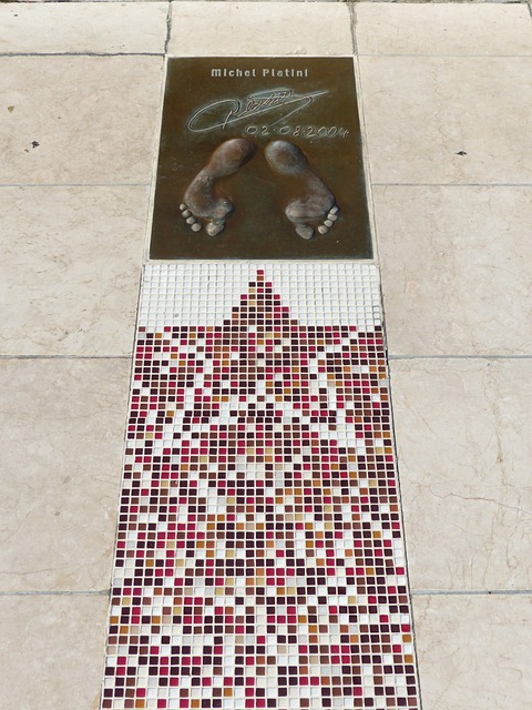 不提到利物 不提到利物