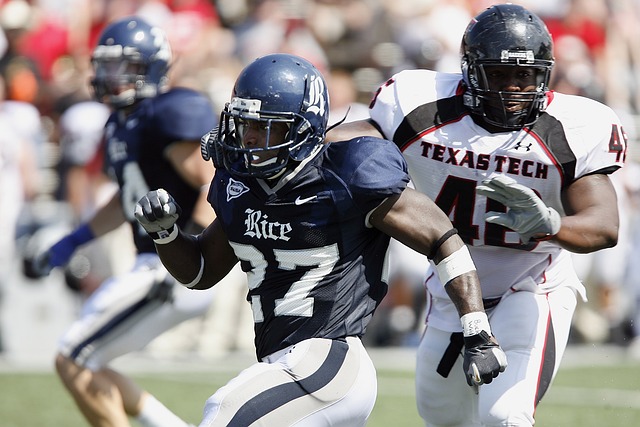 在此背景下 在此背景下